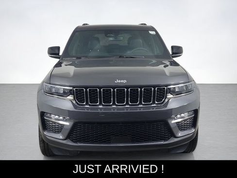 Used 2024 Jeep Grand Cherokee Limited AWD/4WD image 8