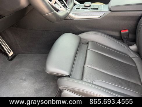 Used 2025 BMW M440i Coupe w/ Premium Package RWD image 12