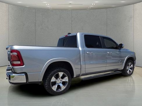 Used 2021 RAM 1500 Laramie AWD/4WD image 3