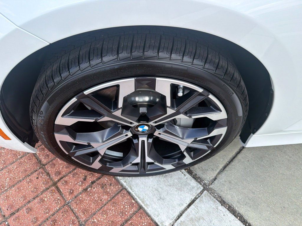 New 2026 BMW 330i Sedan w/ Premium Package RWD image 9