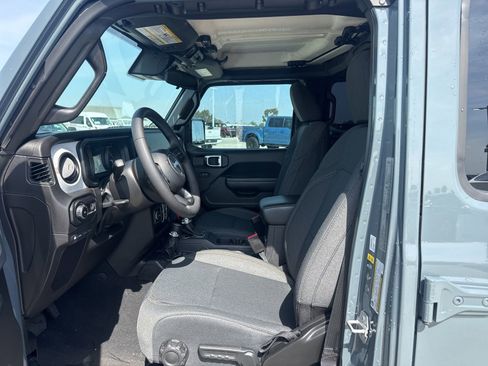 Used 2025 Jeep Wrangler Unlimited Sport S 4xe image 5