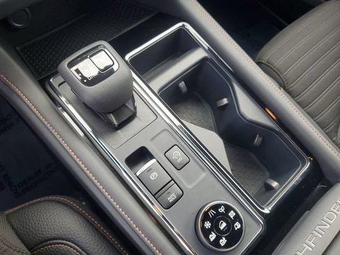 Certified 2025 Nissan Pathfinder Rock Creek AWD/4WD image 23