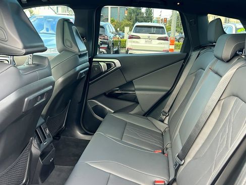 Used 2026 BMW X3 xDrive30i w/ M Sport Package AWD/4WD image 31