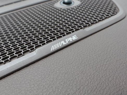 Used 2025 RAM 2500 Laramie w/ Towing Technology Group image 22