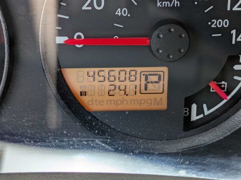 Used 2012 Nissan Frontier SV RWD image 24