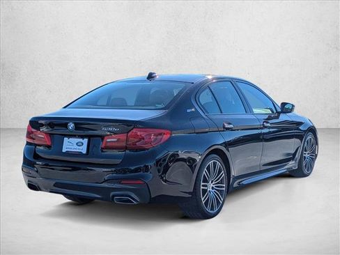 Used 2018 BMW 530e w/ M Sport Package 2 image 5