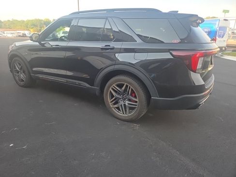 Used 2026 Ford Explorer ST AWD/4WD image 10