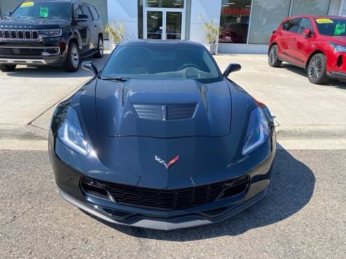 Used 2018 Chevrolet Corvette Z06 RWD image 9