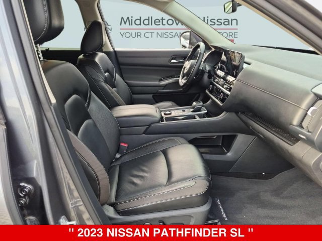 Used 2023 Nissan Pathfinder SL AWD/4WD image 37