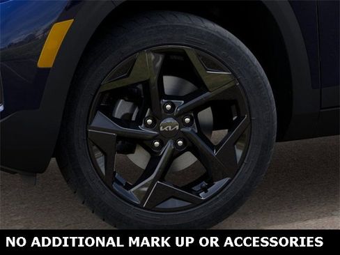 New 2026 Kia Seltos EX image 9