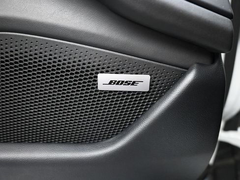 Certified 2020 Porsche Taycan Turbo S image 25