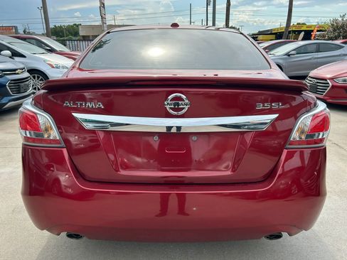 Used 2014 Nissan Altima 3.5 SL w/ Technology Package FWD image 4
