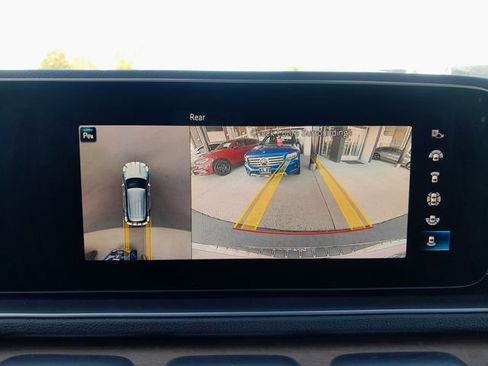 Used 2023 Mercedes-Benz GLE 350 4MATIC image 9