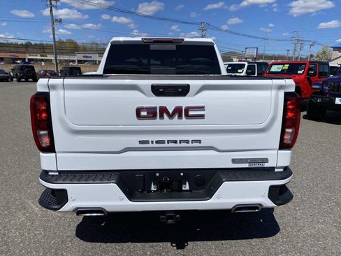 Used 2026 GMC Sierra 1500 Elevation w/ Elevation Premium Package AWD/4WD image 4