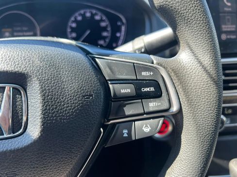 Used 2018 Honda Accord EX image 20