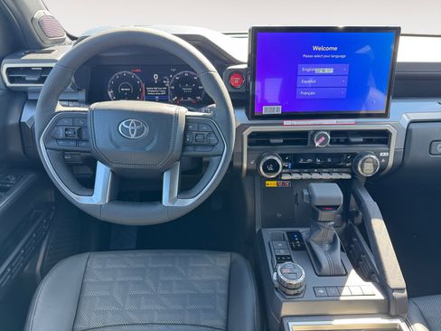 New 2025 Toyota Tacoma TRD Off-Road image 12