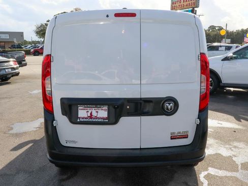 Used 2018 RAM ProMaster City Tradesman image 3