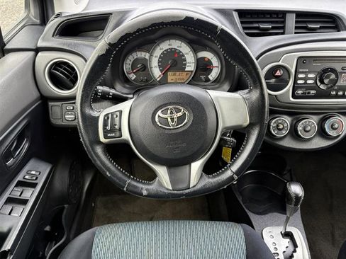Used 2012 Toyota Yaris SE image 25