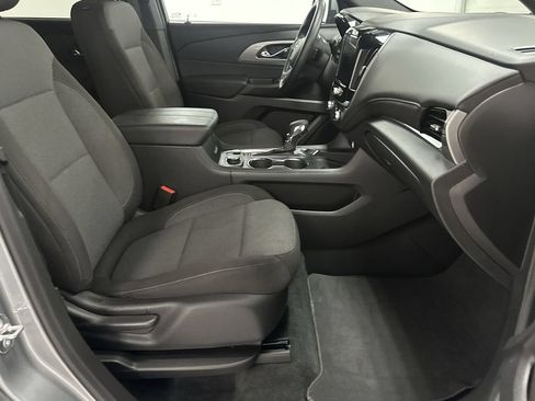 Used 2023 Chevrolet Traverse LT AWD/4WD image 18