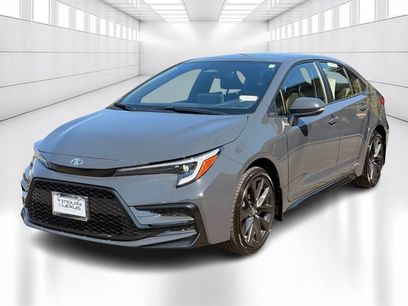 Used 2026 Toyota Corolla SE w/ SE Premium Package