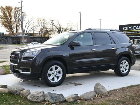 Used 2015 GMC Acadia SLE image 9