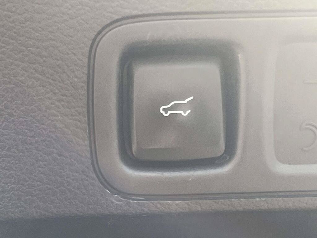 Used 2024 Ford Expedition XLT AWD/4WD image 20