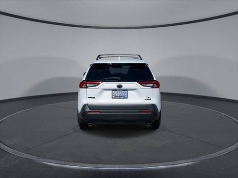 Certified 2024 Toyota RAV4 LE AWD/4WD image 7