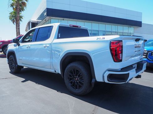 New 2025 GMC Sierra 1500 Elevation image 3