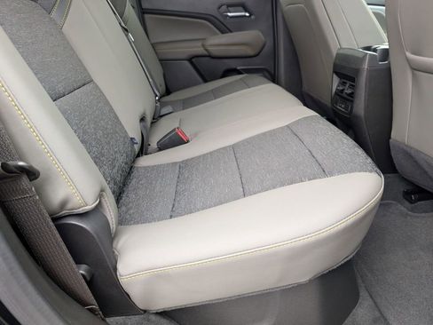 Used 2024 Chevrolet Colorado ZR2 w/ Technology Package image 41