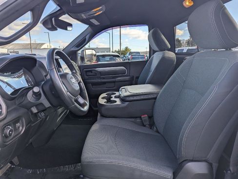 Used 2022 RAM 2500 Tradesman image 32