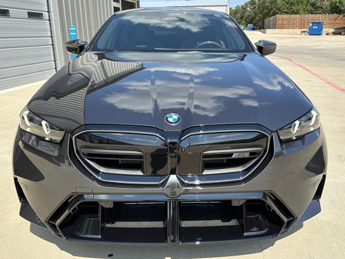 Used 2026 BMW M5 w/ Carbon Package image 9