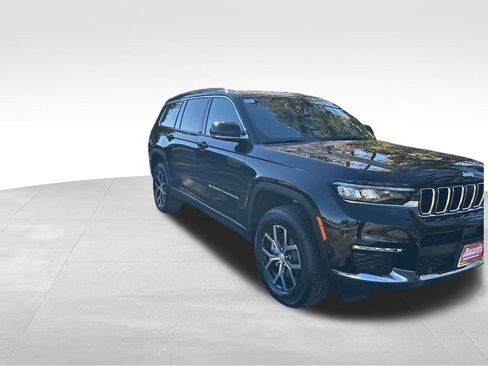 New 2025 Jeep Grand Cherokee L Limited image 8