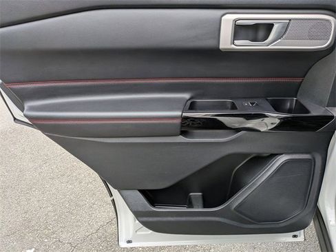 Used 2022 Ford Explorer ST-Line w/ Class IV Trailer Tow Package image 28