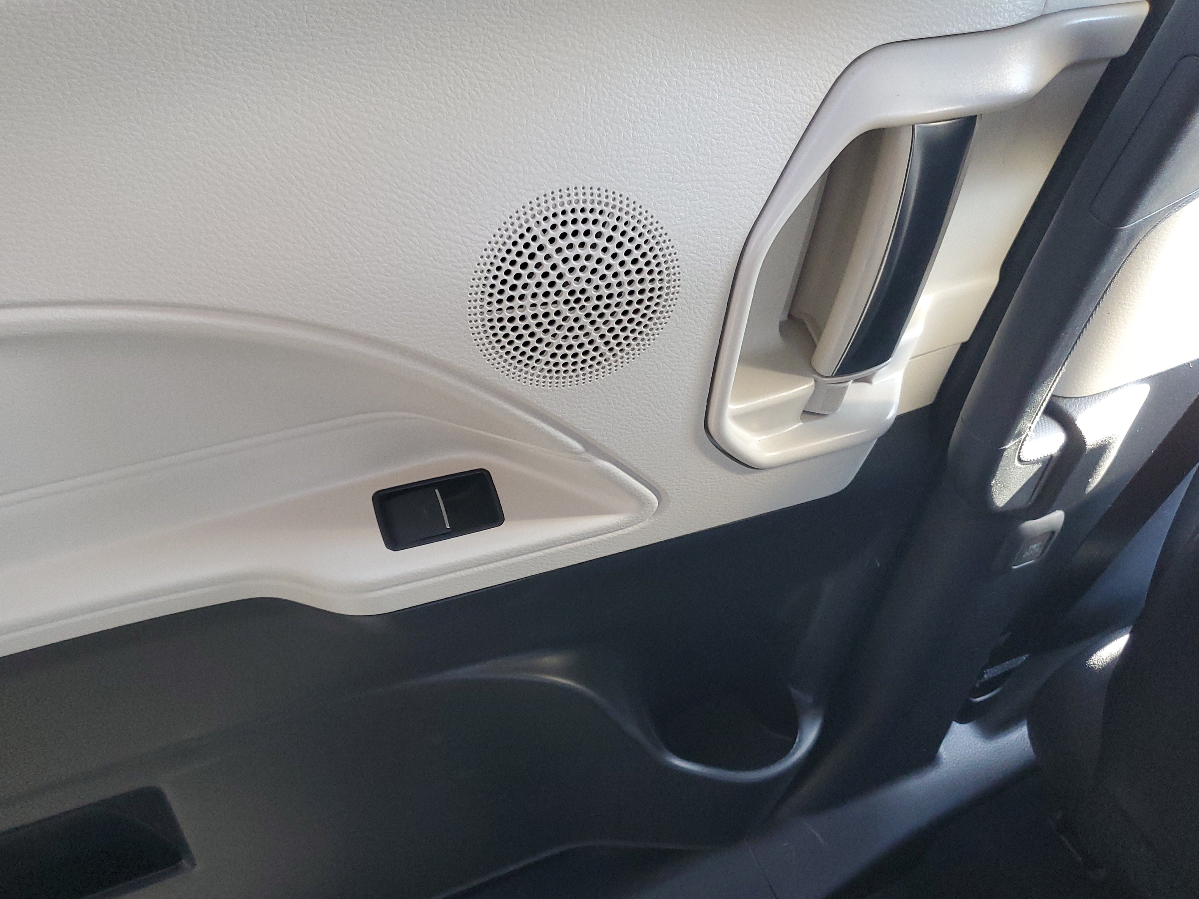 New 2026 Toyota Sienna Platinum AWD/4WD image 16