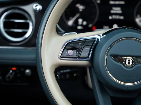 Used 2021 Bentley Bentayga Speed AWD/4WD image 42