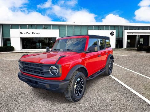 Used 2023 Ford Bronco 4-Door image 4