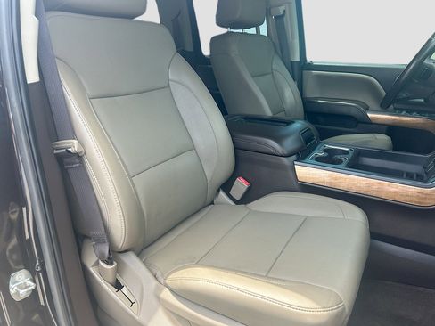Used 2018 Chevrolet Silverado 1500 LTZ RWD image 29
