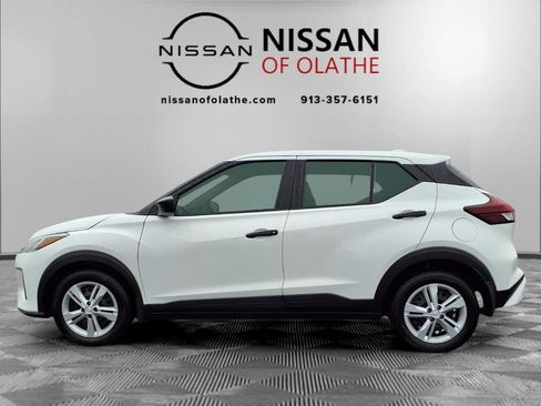 Certified 2025 Nissan Kicks Play S image 20