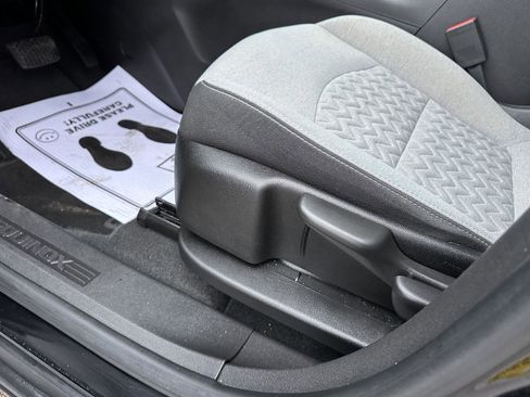 Certified 2023 Chevrolet Equinox LS w/ Midnight Edition image 18