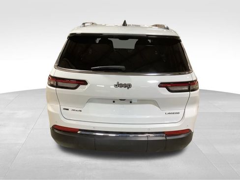 Used 2023 Jeep Grand Cherokee L Laredo image 6