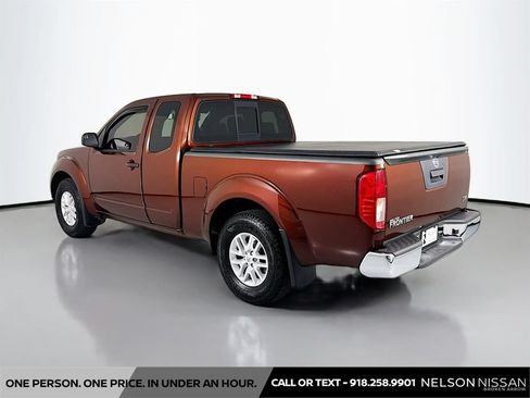 Certified 2018 Nissan Frontier SV RWD image 7