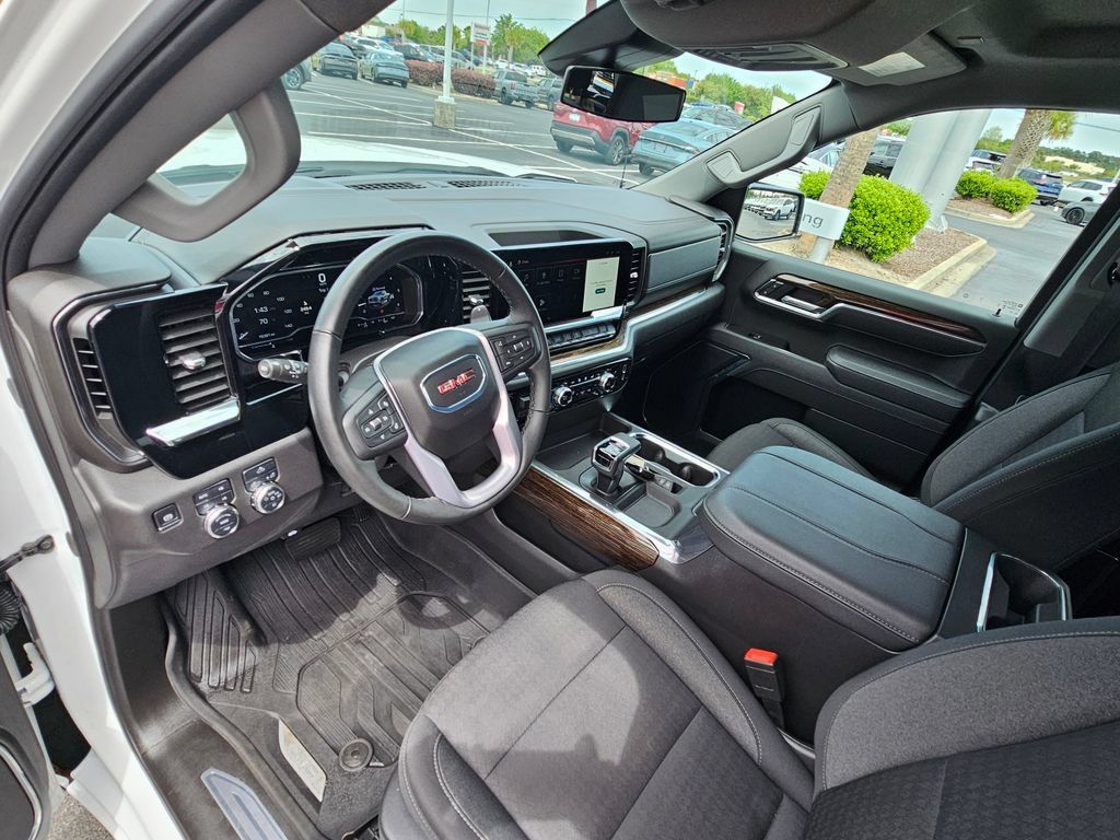 Used 2025 GMC Sierra 1500 Elevation AWD/4WD image 15