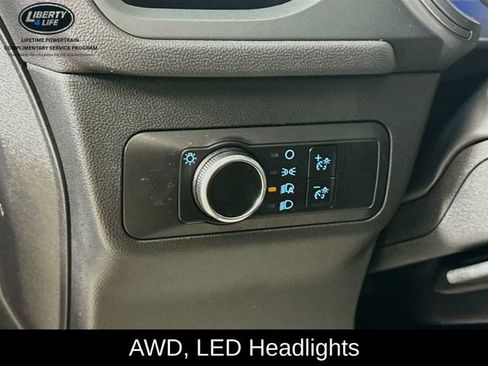 Used 2025 Ford Escape Active image 10