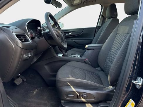 Used 2020 Chevrolet Equinox LT FWD image 18