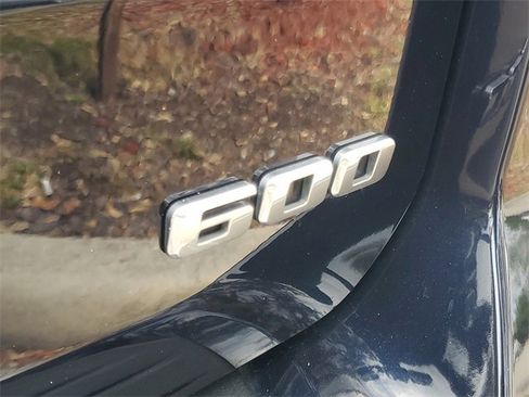 Certified 2021 Cadillac Escalade Premium Luxury Platinum image 8