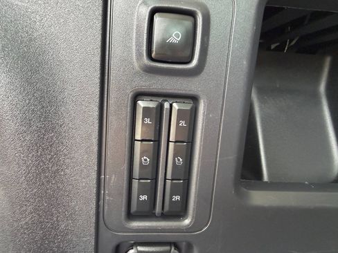 Used 2025 Ford Expedition Max Platinum AWD/4WD image 34