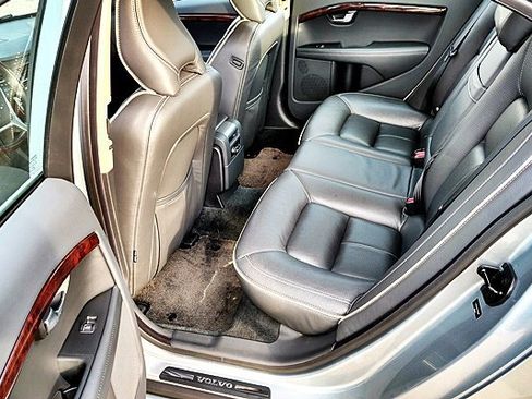 Used 2010 Volvo S80 V8 image 16