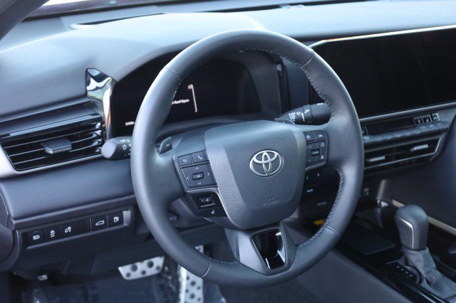 Used 2025 Toyota Camry XSE w/ Premium Package FWD image 23