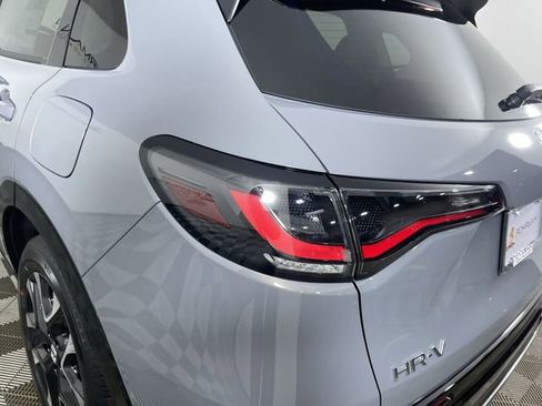 New 2026 Honda HR-V EX-L image 17