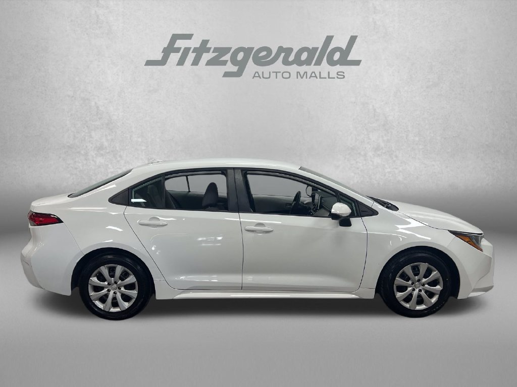 Used 2020 Toyota Corolla LE FWD image 8